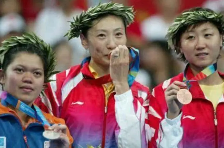 羽坛的大好, alt, 我国在羽毛